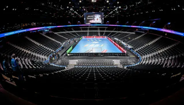 Überblick über den leeren SAP Garden in München.